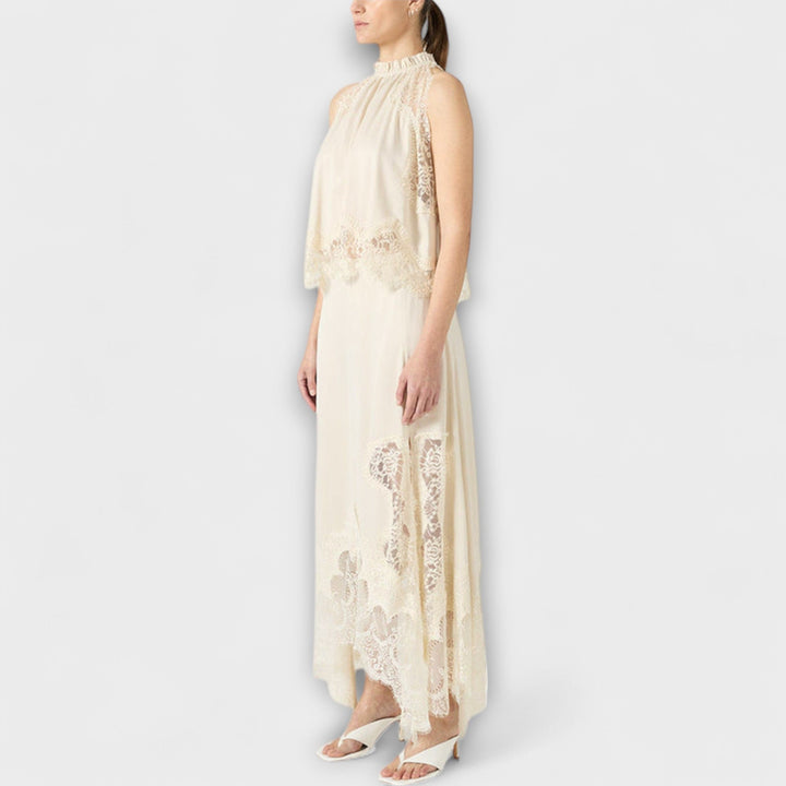 Kaia ™ ｜ Saténová blúzka s čipkovým lemom a plisovaným výstrihom v sade