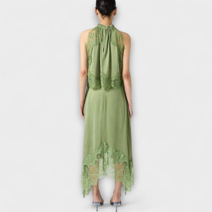 Kaia ™ ｜ Saténová blúzka s čipkovým lemom a plisovaným výstrihom v sade