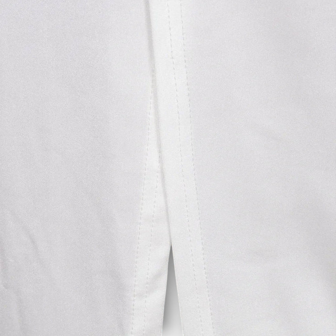 Selah  ™ ｜Biele dlhé šaty s výrezom v páse a kamienkovými akcentmi