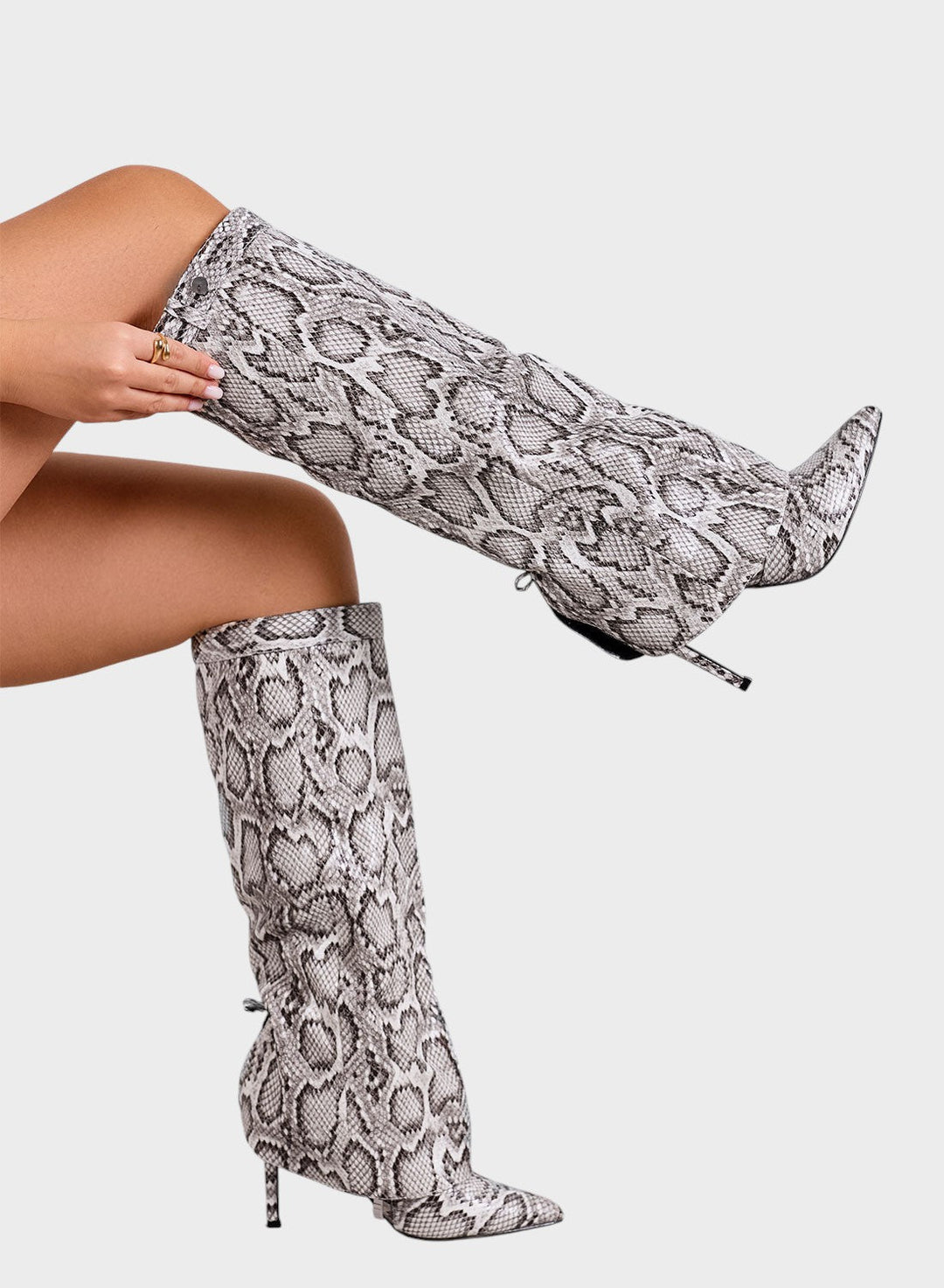 Katarína ™ ｜ Visoke čižmy s animal printom i tankom potpeticom